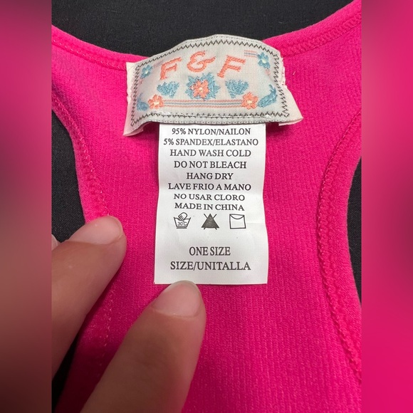 Bundle very cute tops one size - Picture 12 of 13